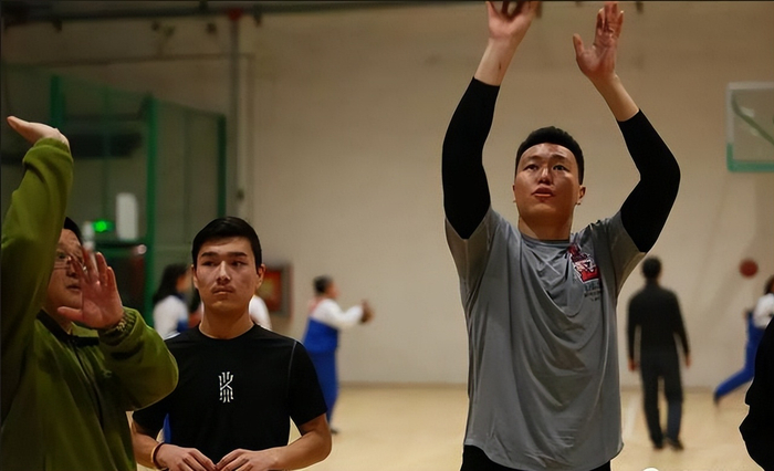 4消息老马留北控徐济成地位提升李根或复出阿日发文辟谣