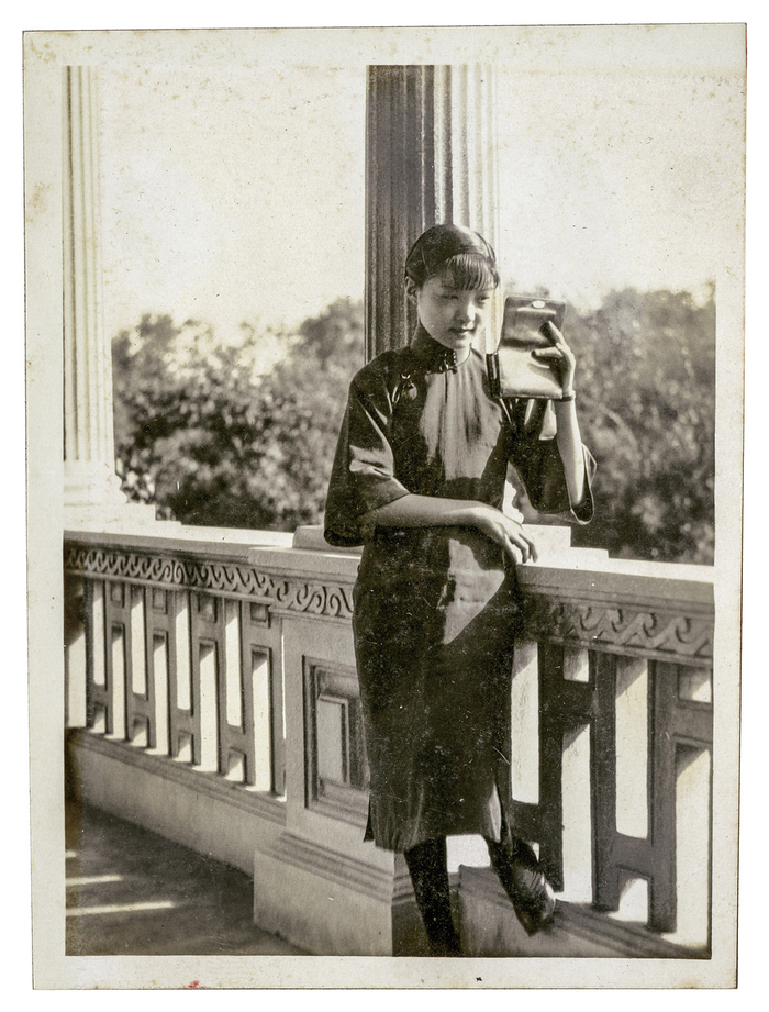 舞女媛媛，摄于1936年