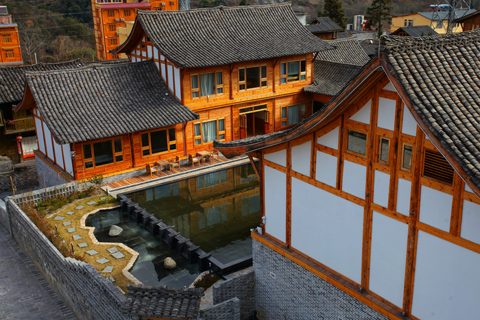 泸定县磨西镇磨西老街古道别院