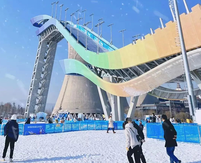 ▲“冰雪汇”体育活动场地