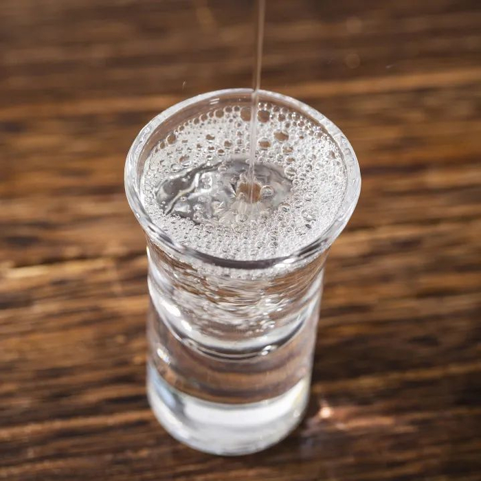 喝完后酒气消散快，睡醒后神清气爽，不用担心会耽误第二天的工作。