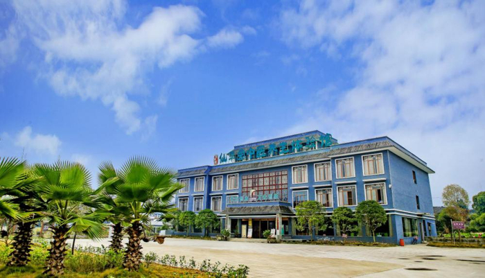 ▲垫江中华仙草园