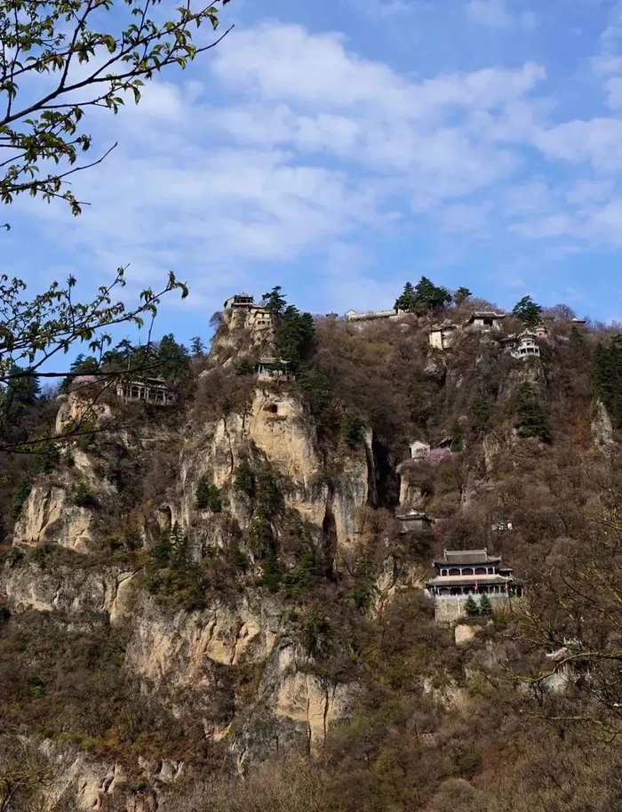甘肃省崆峒山（陶金 摄；书中黑白原图由奈良行博所摄）
