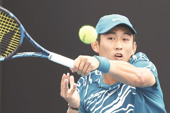             小将商竣程为中国军团取得开门红          