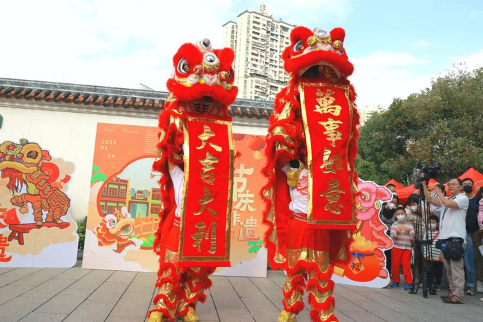 现场醒狮表演。信息时报记者 郭柯堂摄