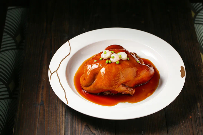 “非遗十二道”之八宝鸭