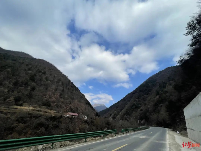 ▲骑行路上的风景