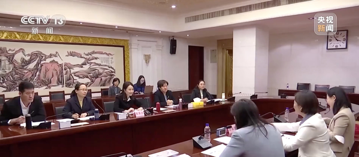 视频截图 谈判现场