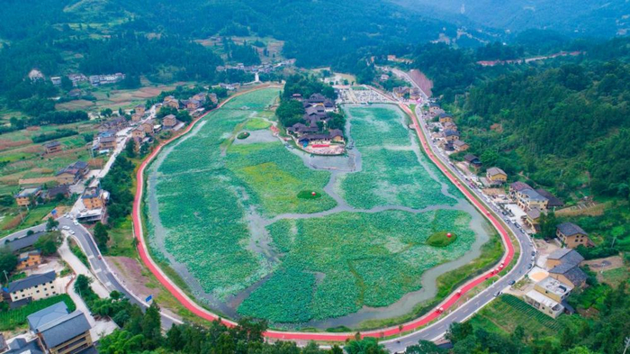 ▲武隆·大田湿地人家 鸟瞰古村落美景