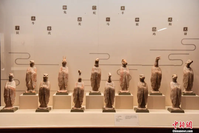 中国国家博物馆展出的十二生肖陶俑（唐代天宝四年）。田雨昊 摄