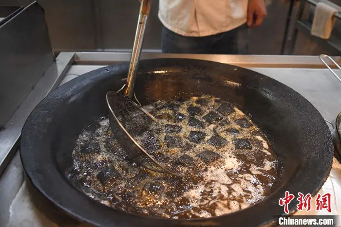 中新社记者 杨华峰 摄