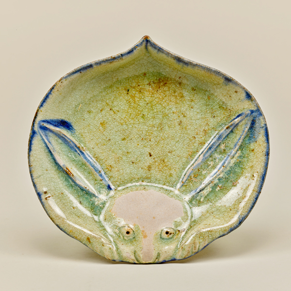 兔盘，御深井，江户时代·19世纪，东京国立博物馆藏