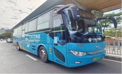 ▲纯电旅游大巴车