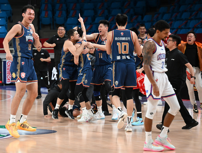 同曦队本赛季有望首次闯进季后赛。  图/新华社