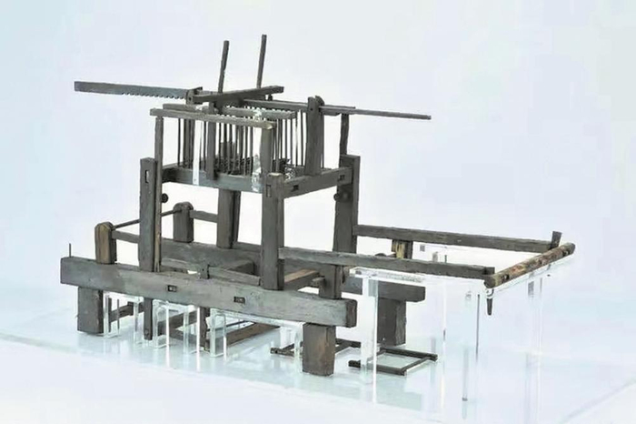     老官山汉墓织机模型