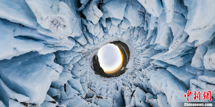 冰川之眼。超侧卫 摄