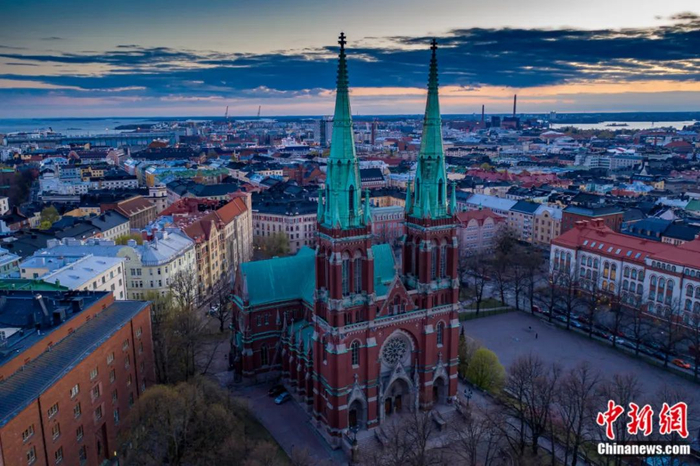 圣约翰教堂是芬兰最大的石砌教堂。超侧卫 摄