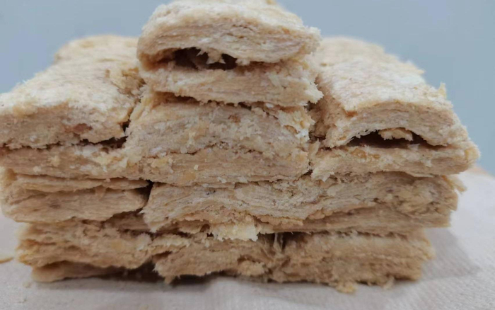 花生糕是河南开封的传统小吃。