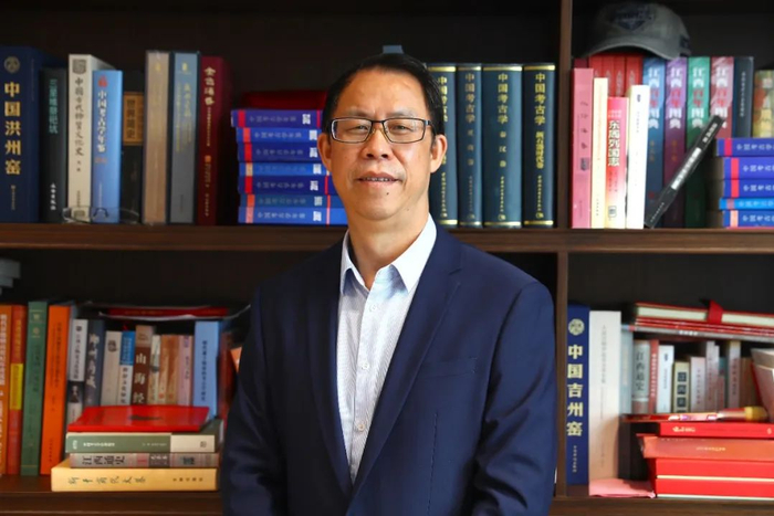 江西考古学会理事长、江西省博物馆二级研究员徐长青。刘占昆 摄