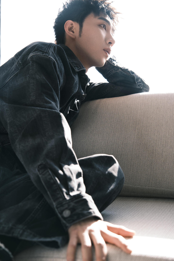 张弛说自己还有很多不懂的地方，所以不如先做好自己再说其他。  受访者供图