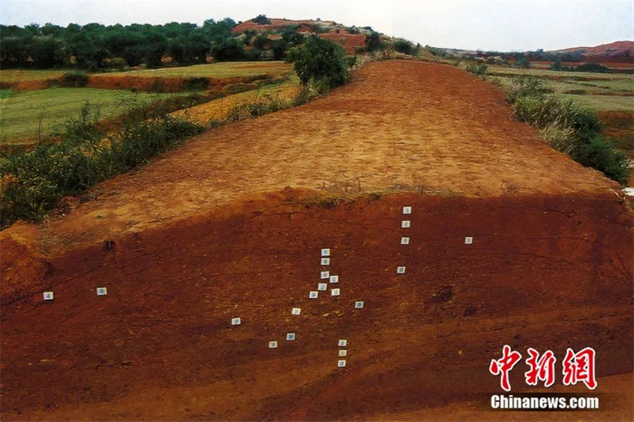 江西樟树吴城遗址城垣。徐长青 供图