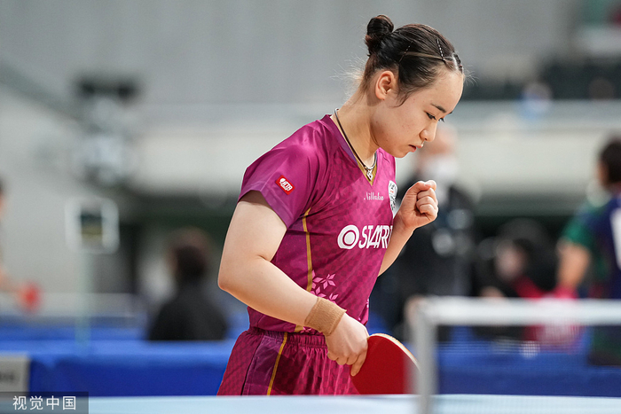 伊藤美诚为自己鼓劲。