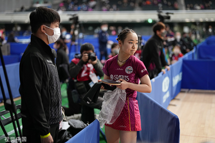 伊藤美诚满是无奈。