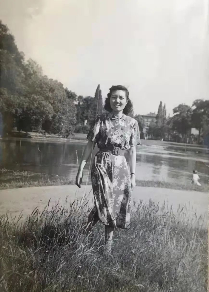 妈妈最偏爱的照片之一（摄于1957年莱比锡）