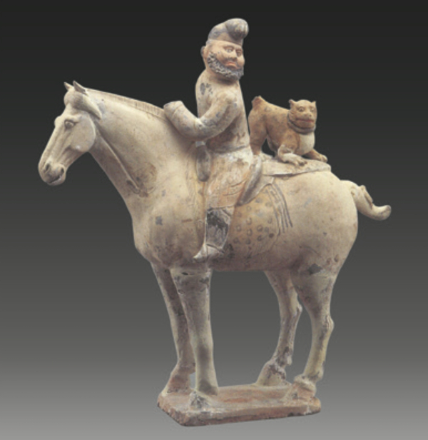 图9：带豹狩猎俑，陕西西安吕家堡唐代金乡县主墓出土，西安博物院藏