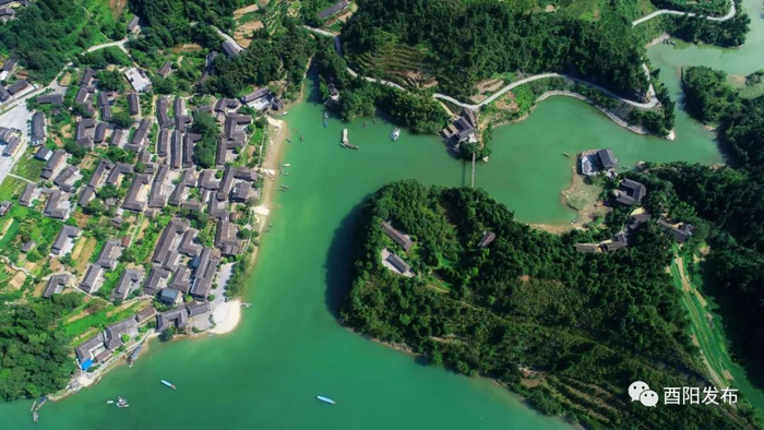 航拍酉阳县河湾山寨。图：酉阳发布