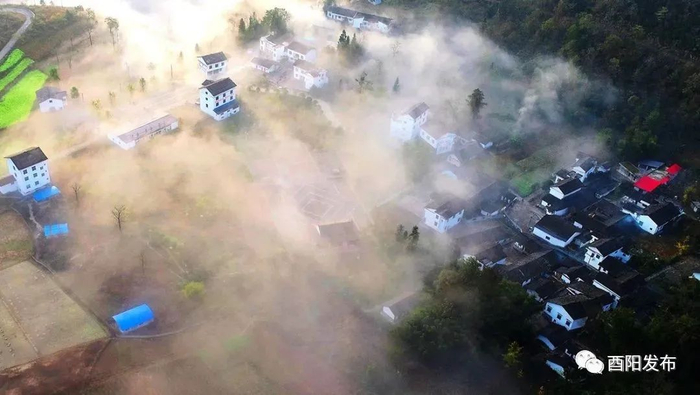 酉阳县天山堡村。陈碧生 摄