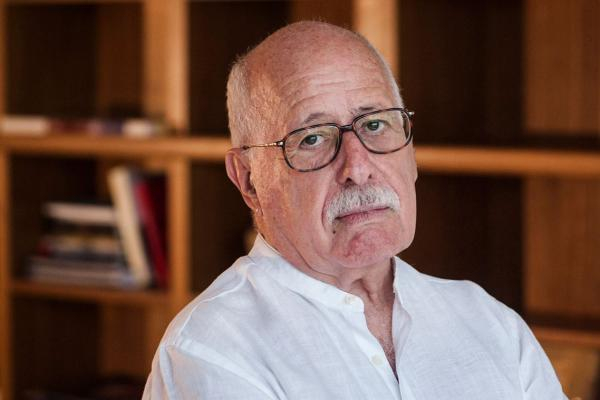 西尔维亚诺·圣地亚哥