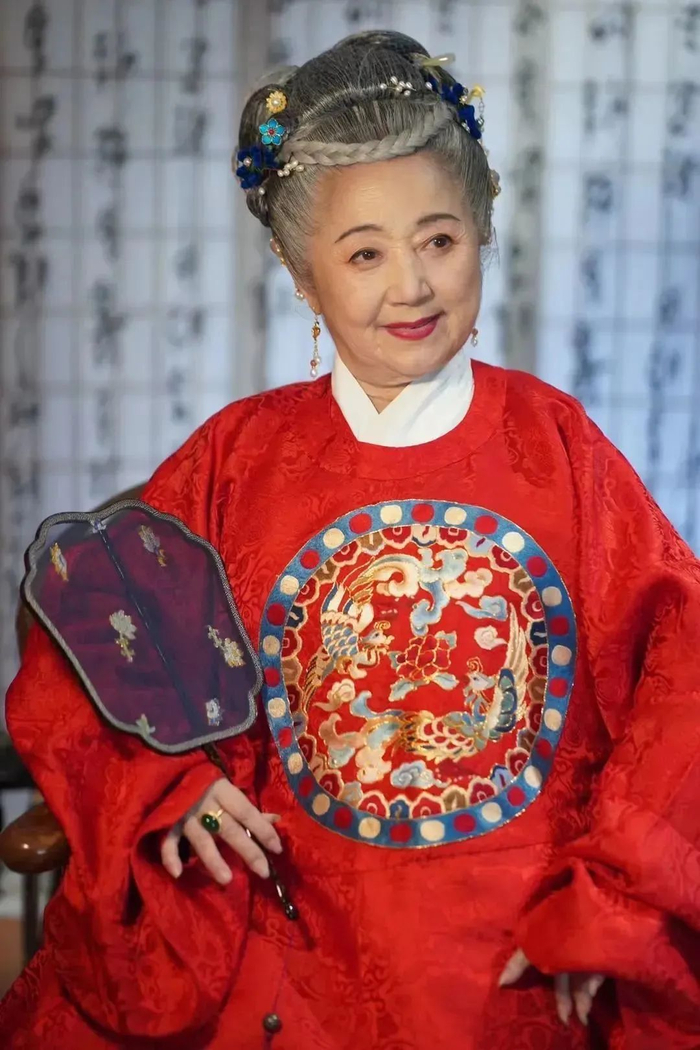 "国民奶奶"刘维秀:岁月带走的是容颜,带不走的是优雅