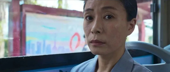 王子文饰演的叶文洁和刘丹饰演的锅姨。