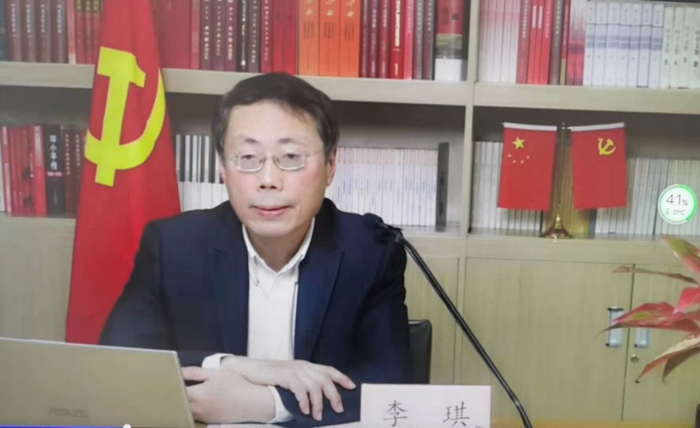 2021年，李琪在全市老干部形势报告会上作报告。本文均为 受访者 供图