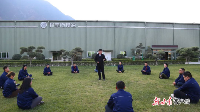 祥宇公司学习宣传党的二十大精神。