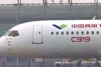 C919飞机完成今年首次长航程演示飞行,亮相乌鲁木齐