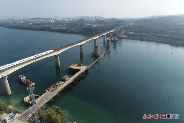柳州枢纽柳江双线特大桥2023年新春伊始复工复产  通讯员 冯鹏 摄
