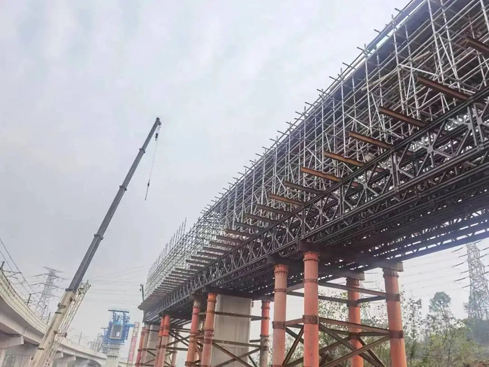 重庆轨道交通6号线东延伸段建设现场 来源：重庆住建