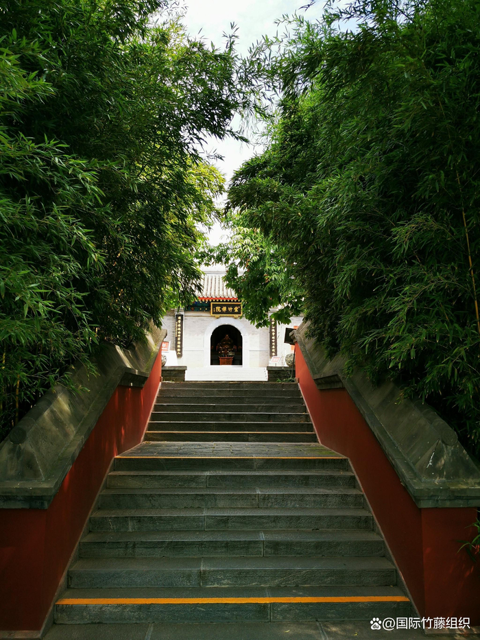       △ 北京紫竹禅院     