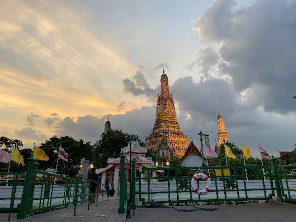 曼谷黎明寺，作者拍摄于2022年12月11日。