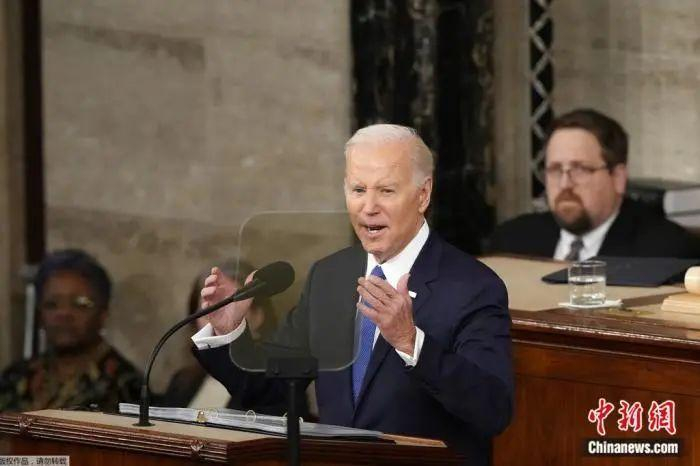 　当地时间2月7日晚9点，拜登发表国情咨文演讲。