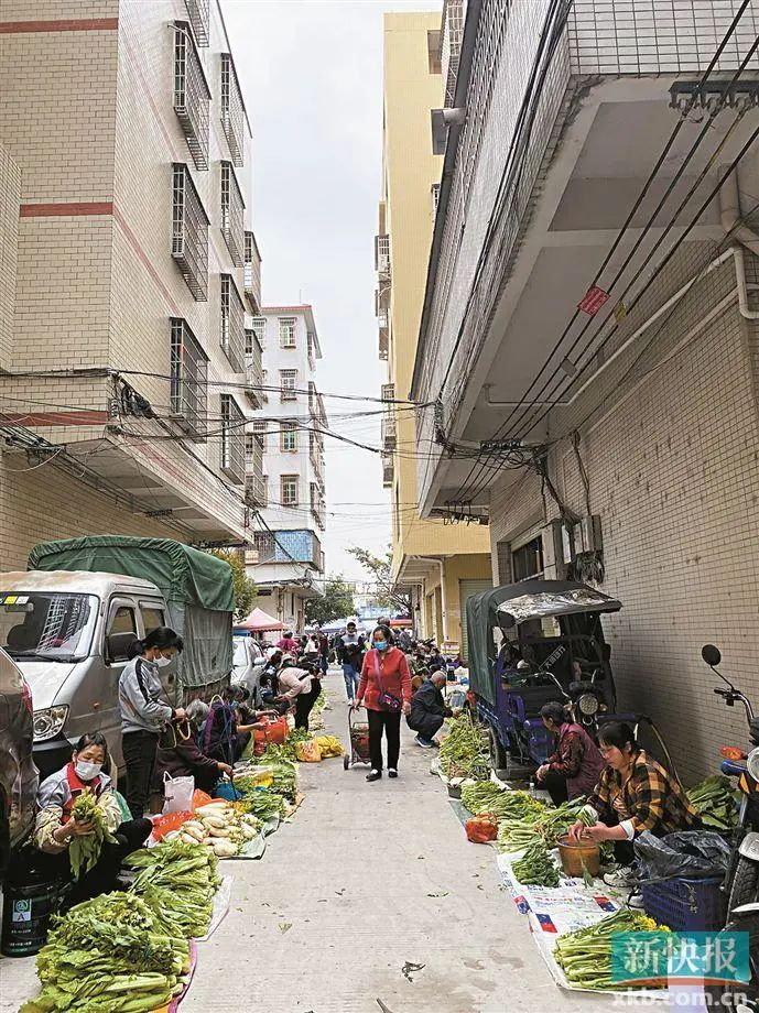 ■从化鳌头墟，产品众多且价格便宜。