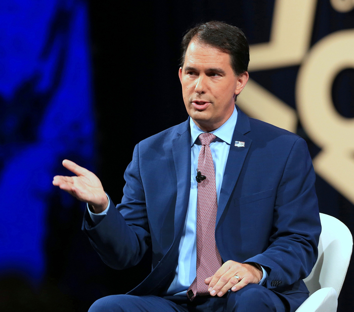 斯科特·沃克尔在保守派政治行动会议上发言