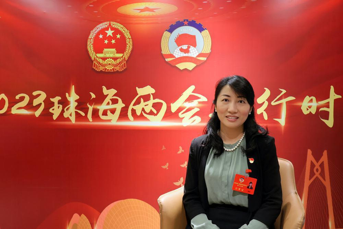 【聚焦珠海两会·视频】政协委员张玲:阅尽千帆,方知“稳”字不易