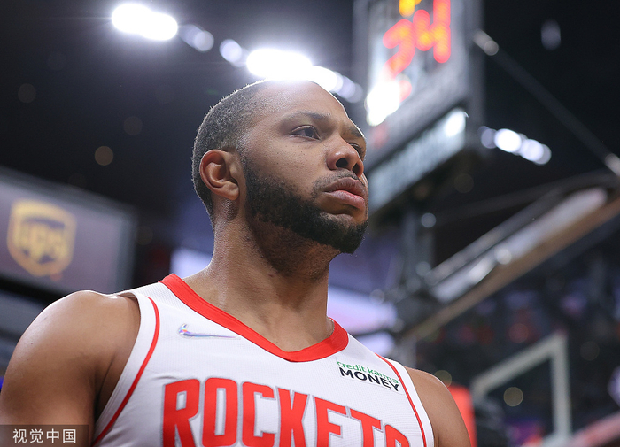 戈登被交易至快船。