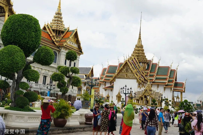 泰国曼谷，中国游客在泰国游览。视觉中国 资料图