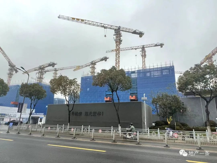 中铁虹桥逸都项目。王婷婷 摄  