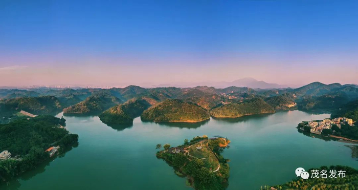 信宜市积极探索绿水青山向金山银山转化路径。