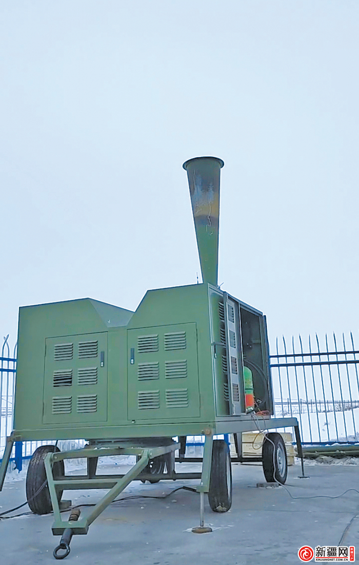 2月9日，在甘泉堡经济技术开发区（工业区），聚能空气炮开展作业。（本报全媒体记者梁乐摄）